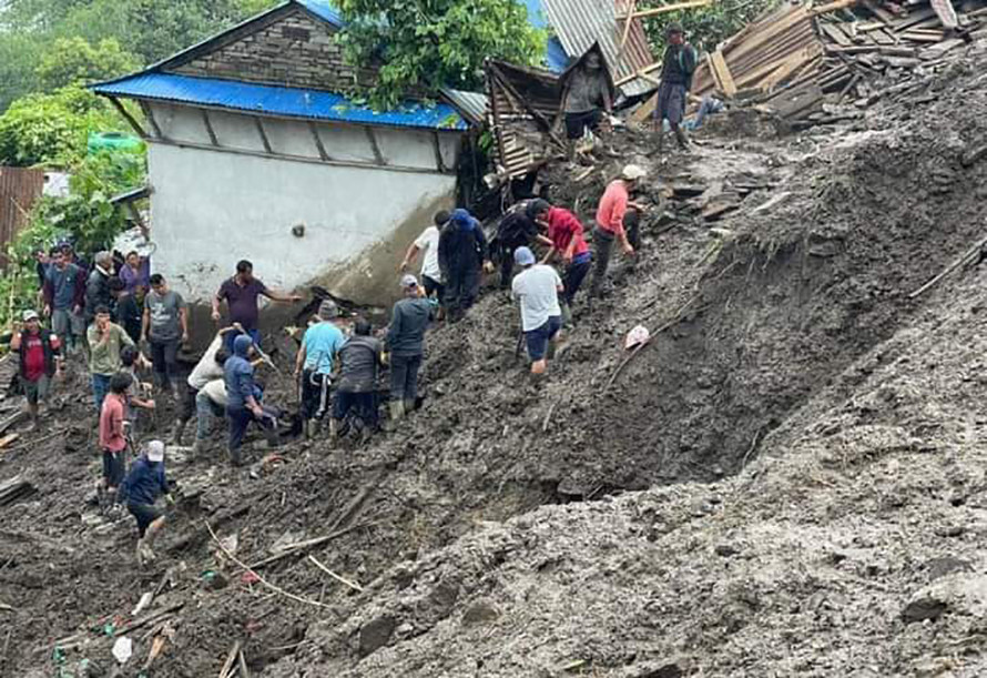 बाढी, पहिरो लगायतका विपद्‍मा परी हालसम्म १४५ जनाको मृत्यु