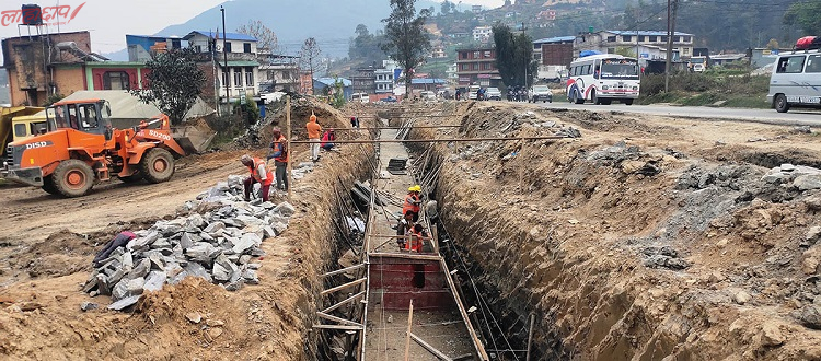 अरनिको राजमार्ग विस्तार : बनेपामा विद्युत् व्यवस्थापनमा कठिनाइ