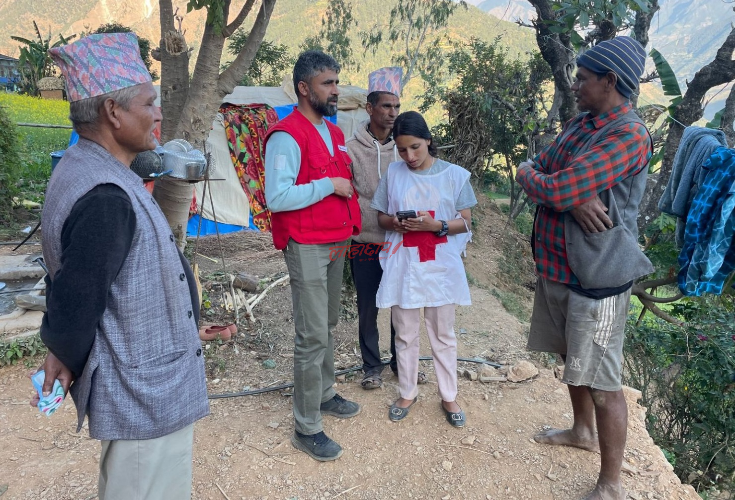 बाढीपहिरो प्रभावित जिल्लामा रेडक्रसको तीन करोडभन्दा बढीको गैरखाद्य राहत सामग्री र ८ सय ७४ स्वयंसेवक