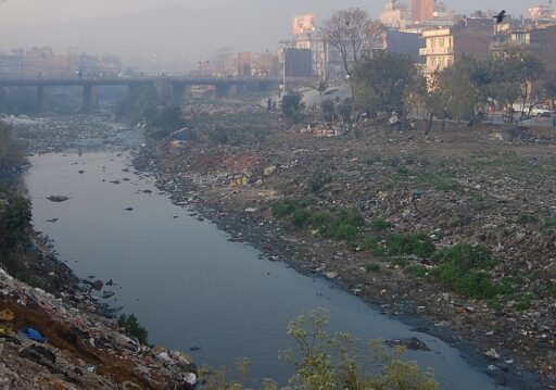 वाग्मती सफाइमा जुट्न थाले महानगरका जनप्रतिनिधि