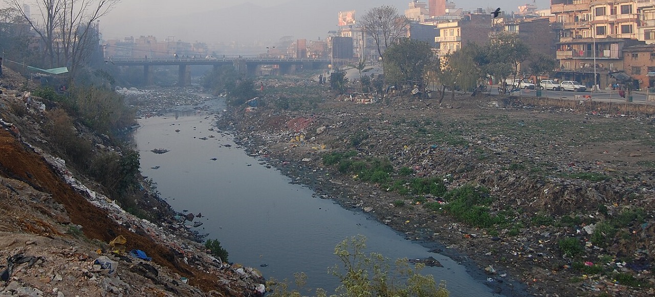 वाग्मती सफाइमा जुट्न थाले महानगरका जनप्रतिनिधि