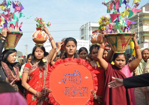 आज माघ सङ्क्रान्ति, थारू समुदायले नयाँ वर्षका रूपमा माघी पर्व मनाउँदै