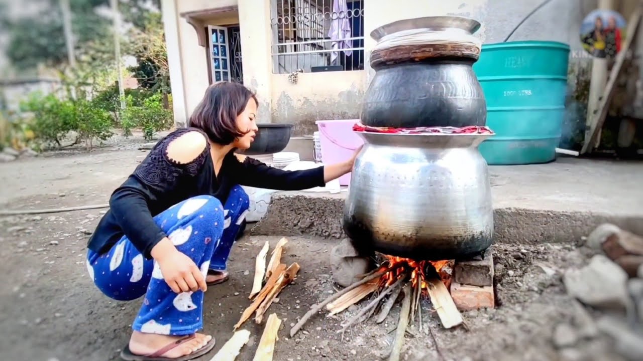 हलेसी तुवाचुङमा घरेलु मदिरालाई औद्योगिकीकरण गर्न प्रवर्द्धनको काम थालियो