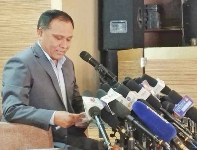 म कुनै पार्टीमा आबद्ध हुने विषयमा छलफल भएको छैन : मन्त्री घिसिङ
