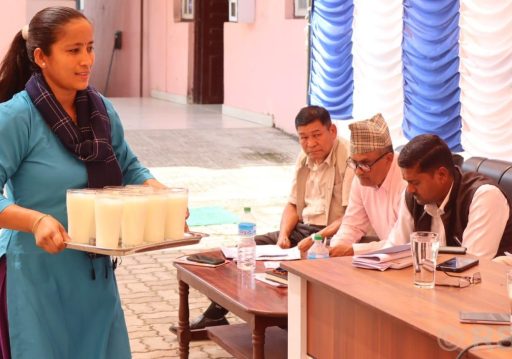 कोल्डड्रिङ्क, जुस र बोतल बन्द पेय पदार्थ ‘आउट’, दही र मही ‘इन’