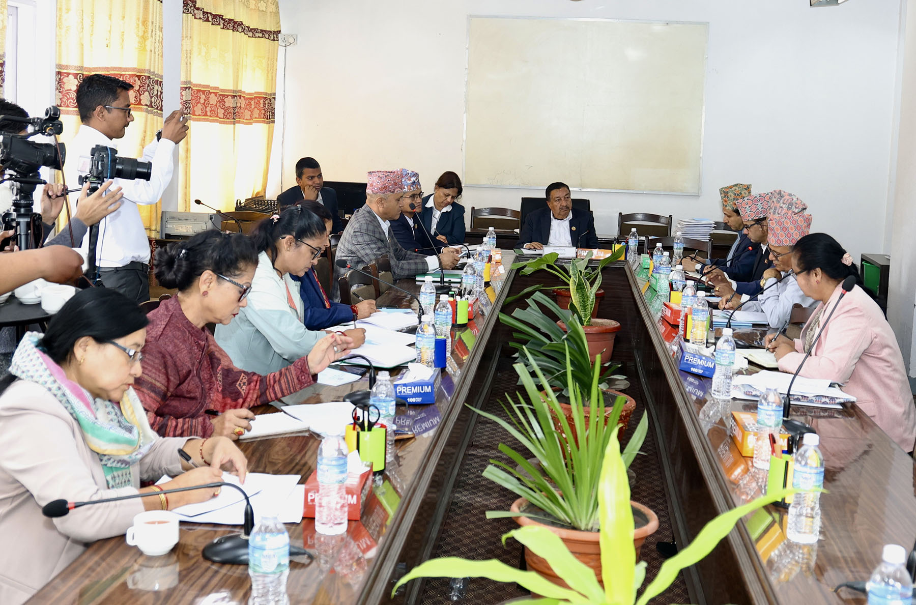 अर्थसमितिमा बाफियामाथि छलफल