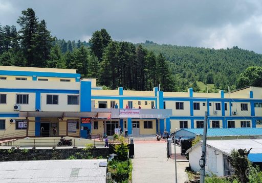 अस्पताल १५ शय्याको, सेवा प्रवाह भने ५४ शय्याको