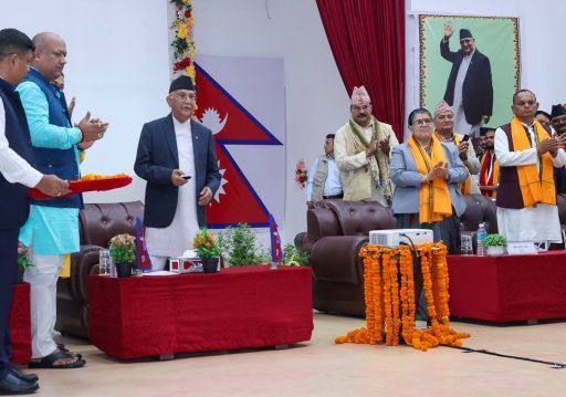 सुनकोशी मरिन डाइभर्सन परियोजना समयमा सम्पन्न नभए ठेक्का तोडिनेछः प्रधानमन्त्री ओली