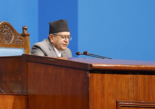पूर्व प्रधानमन्त्री तथा सांसद नेपालको सांसद पद निलम्बनसम्बन्धी जानकारी संसदमा