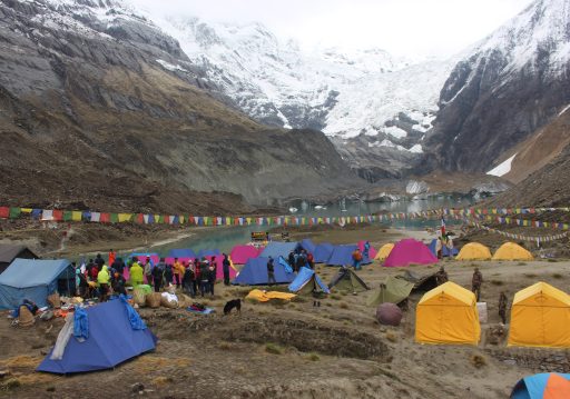 अन्नपूर्ण प्रथम आधार शिविरमा जाने पर्यटक बढे
