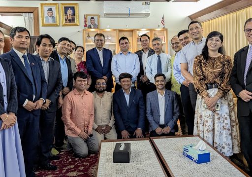 थाइल्याण्डमा क्रियाशील नेपाली स्वास्थ्यकर्मीसँग मन्त्री पौडेलद्वारा सुझाव सङ्कलन