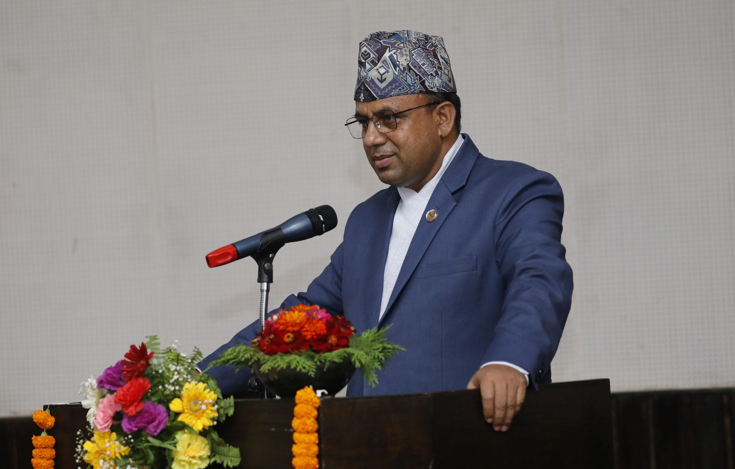 राष्ट्रियता र देशभक्तिपूर्ण गीतसङ्गीत सन्सारभर गुञ्जिन थालेको छःमन्त्री पाण्डे