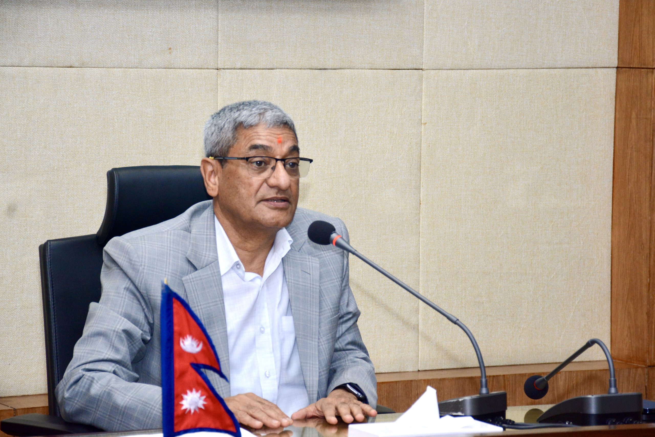 संविधानअनुसार परराष्ट्र नीति सञ्चालन गरिएको छः गृहमन्त्री लेखक