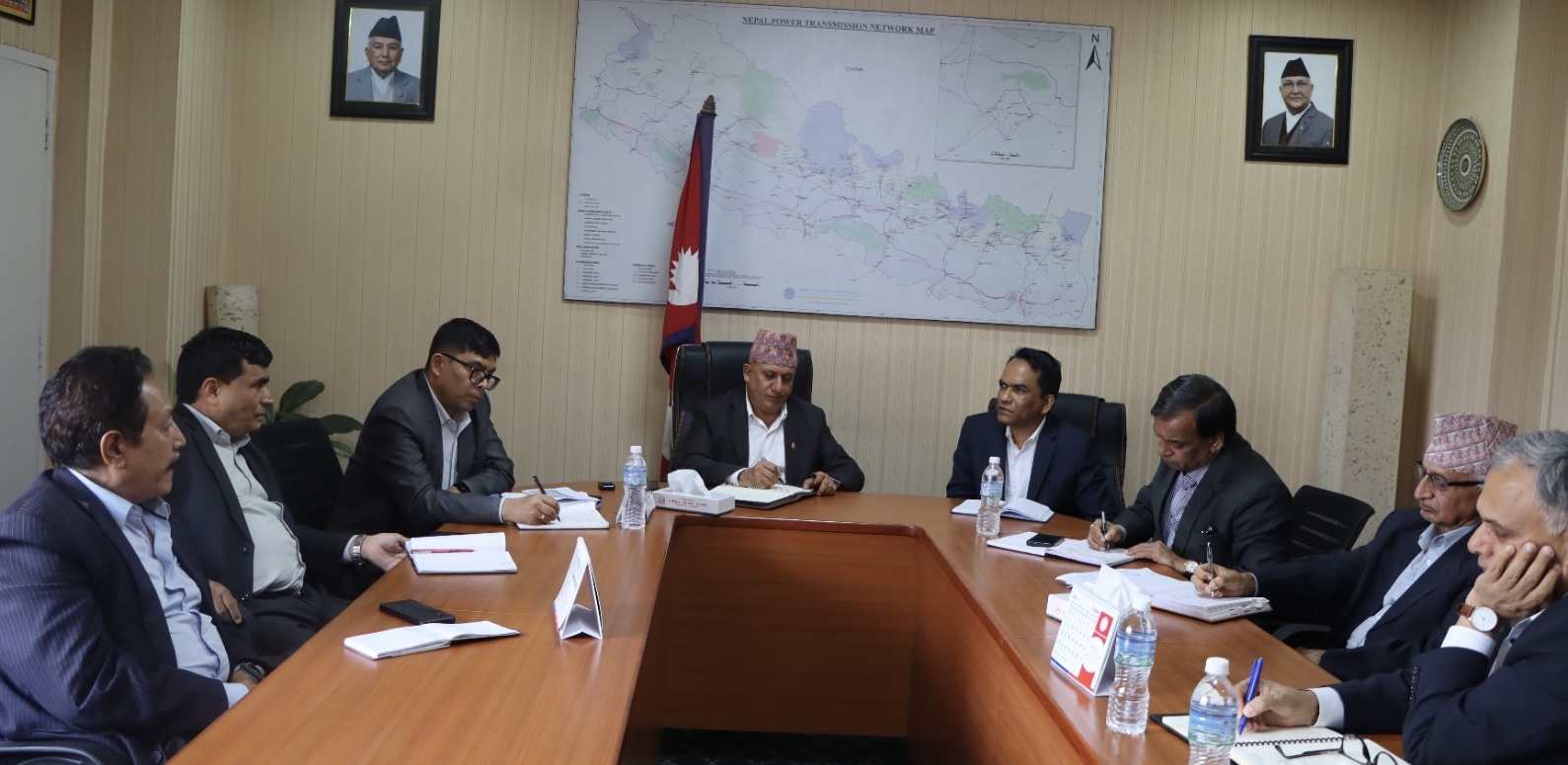 आगामी आवको मौद्रिक नीतिबारे योजना आयोग उपाध्यक्ष र राष्ट्र बैंकका गर्भनरबीच छलफल