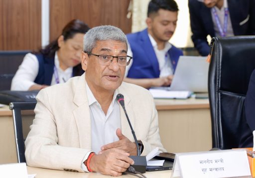 विपद्सम्बन्धी पूर्वसूचना प्राप्ति र प्रतिकार्यका लागि तयारी अवस्थामा छौँः गृहमन्त्री लेखक