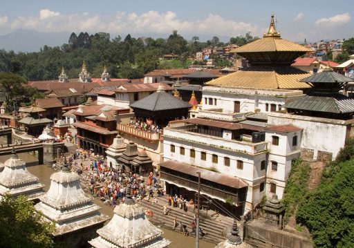 पशुपतिनाथ मन्दिरसहित शिवालयमा भक्तजनको भीड