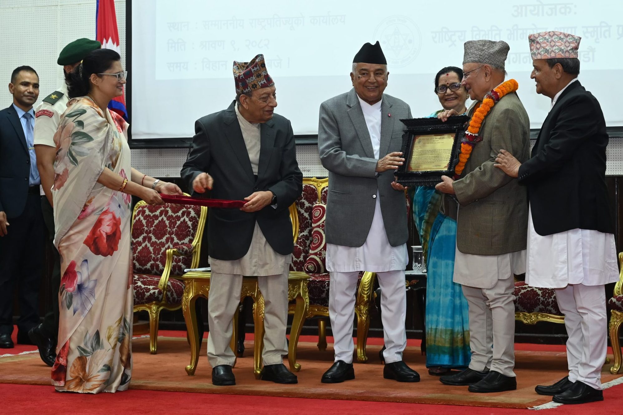 हामी निराशलाई आशामा बदल्न कटिबद्ध छौ : राष्ट्रपति पौडेल