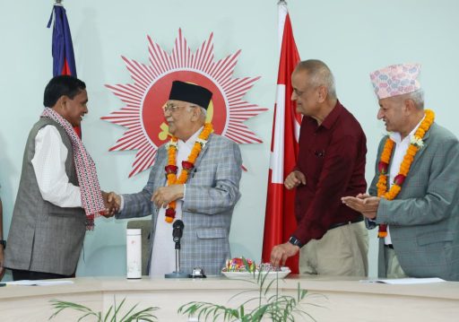 एमालेले कसैको सदस्यता खोसेको छैन : अध्यक्ष ओली