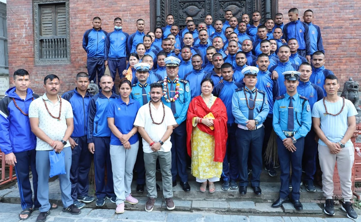 दिव्य पशुपतिनाथ सफाइमा प्रहरी वरिष्ठ अधिकारीसहित सयौँ सहभागी