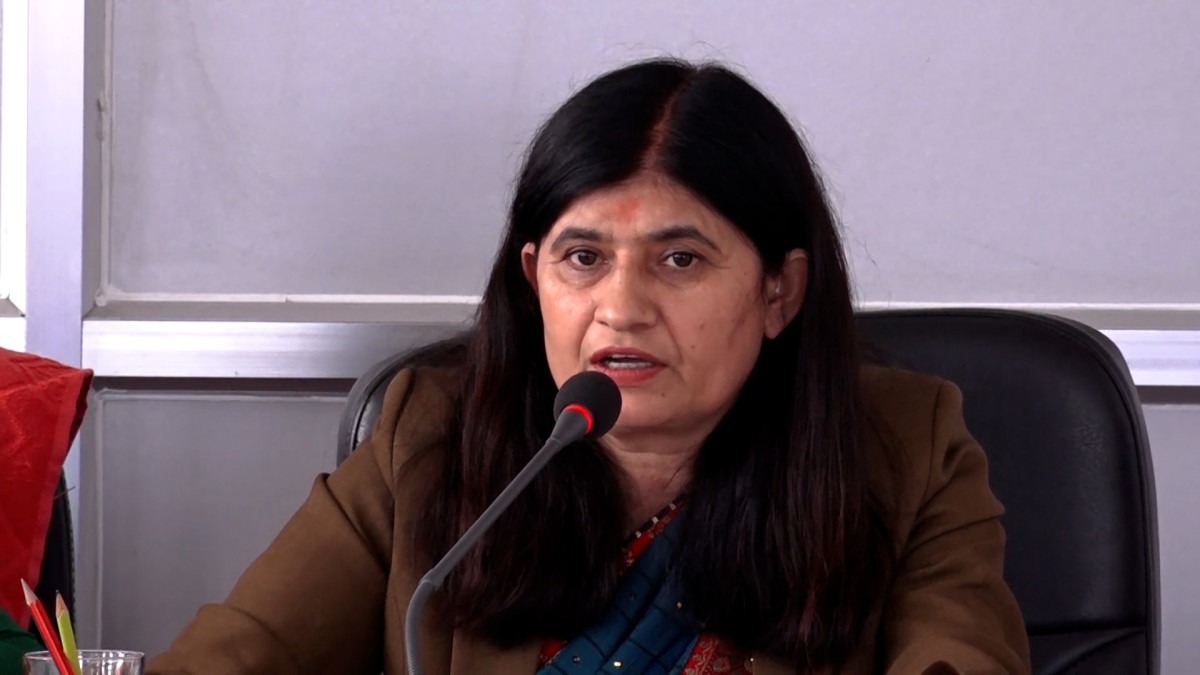 कर्मचारीको अवकाशको उमेरहदसम्बन्धी मेरो प्रस्ताव कसैको व्यक्तिगत स्वार्थमा थिएनः मन्त्री न्यौपाने