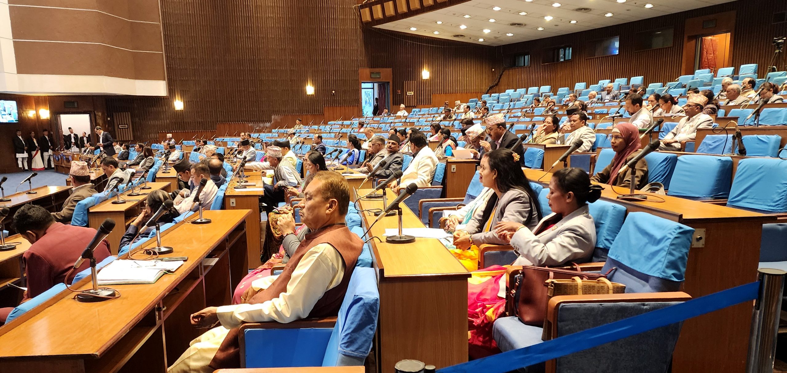 नागरिकतासम्बन्धी विधेयकमाथि विचार गरियोस् भन्ने प्रस्ताव स्वीकृत