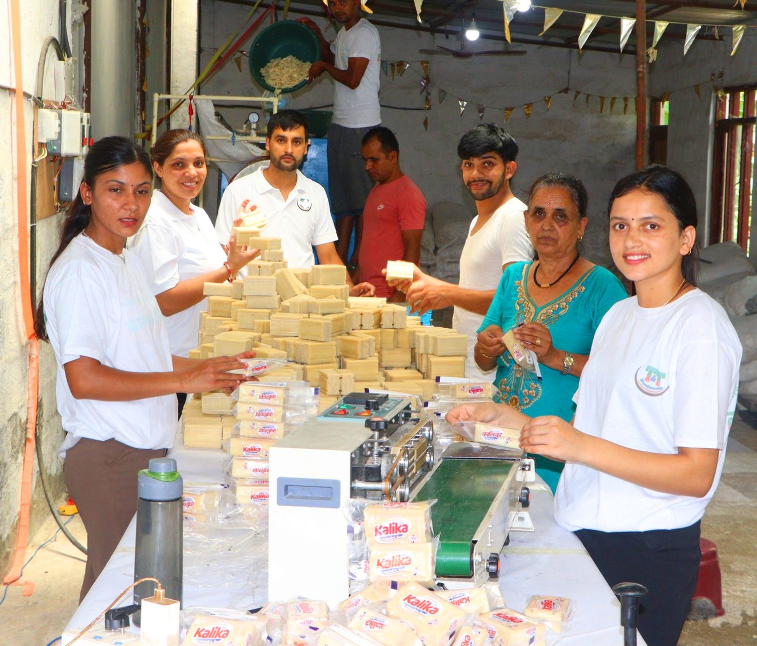 एक करोड लगानीमा बागलुङमा साबुन उद्योग सञ्चालन