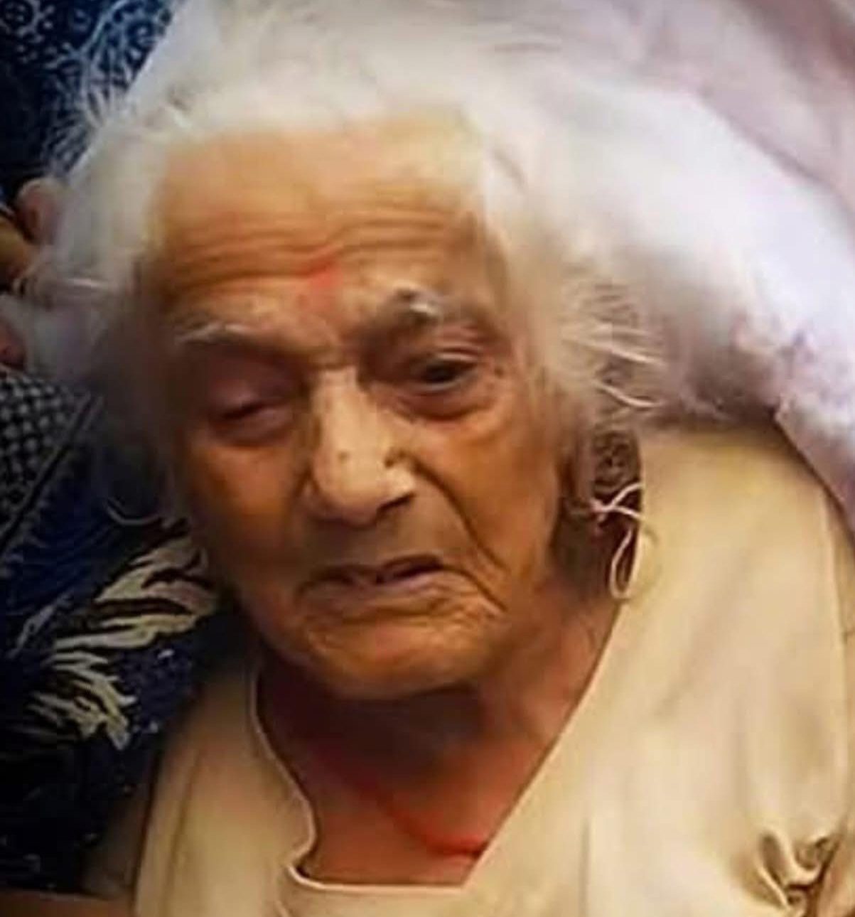निवर्तमान गृहमन्त्री रमेश लेखकलाई मातृशोक