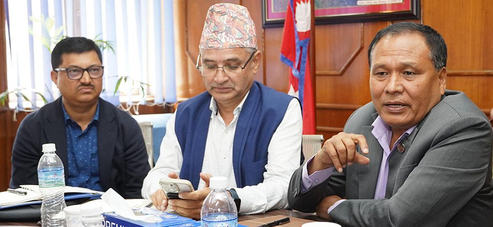 यातायात व्यवस्थापन सहज बनाउन निर्देशन, नागढुङ्गा सुरुङमार्गबाट यात्रुवाहक सवारीसाधन बाहिरिन पाउने