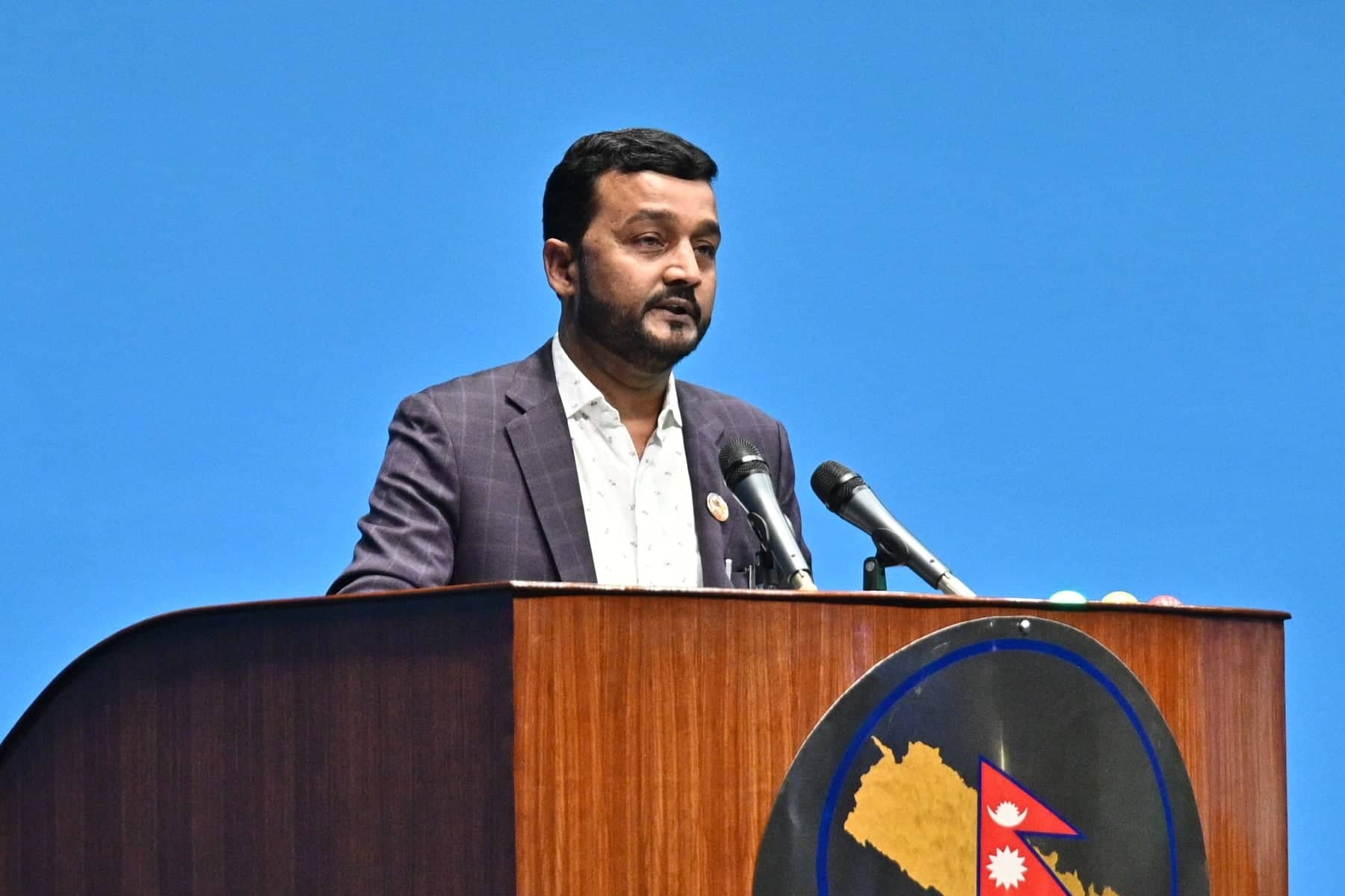 खानेपानी मन्त्री यादवले दिए राजीनामा