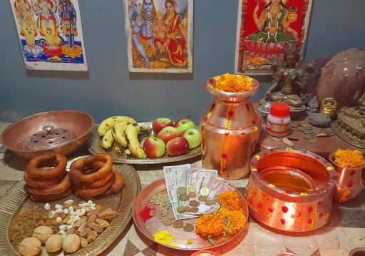 कार्तिक कृष्ण अमावास्यः श्रद्धा भक्तिपूर्वक गरियो लक्ष्मीपूजा