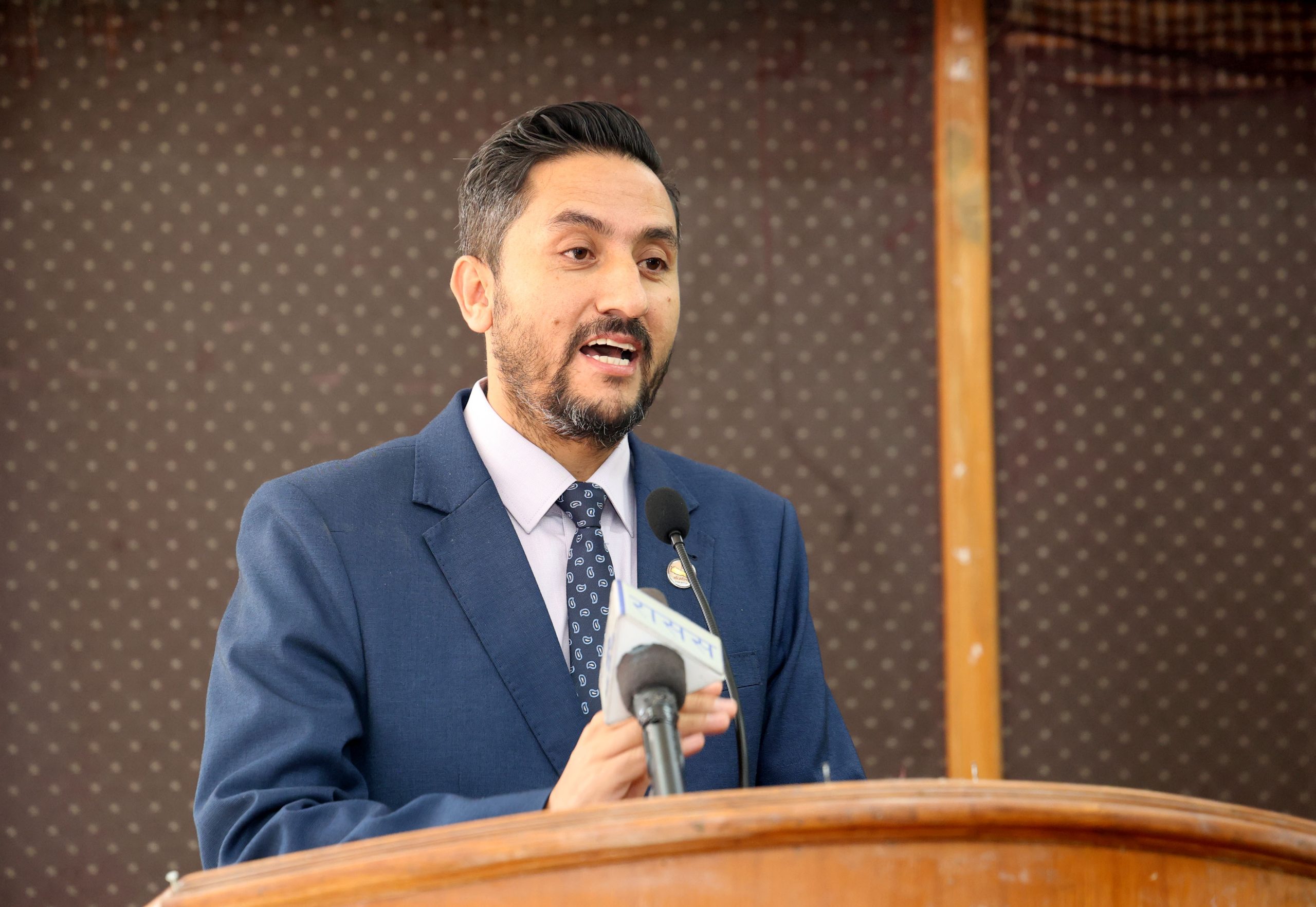 सरकारले तत्काल राजदूत नियुक्त गर्दैनः सञ्चारमन्त्री खरेल