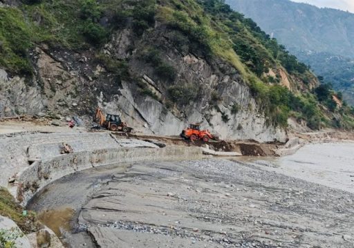 बिपी राजमार्ग एकतर्फी खुल्यो
