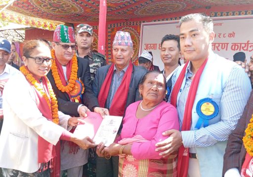 भुम्लुमा ५० वर्षदेखिको समस्या : हालसम्म ५३१ ले पाए जग्गाधनीपुर्जा