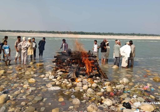 राष्ट्रिय सम्मानसहित विपिनको अन्त्येष्टि