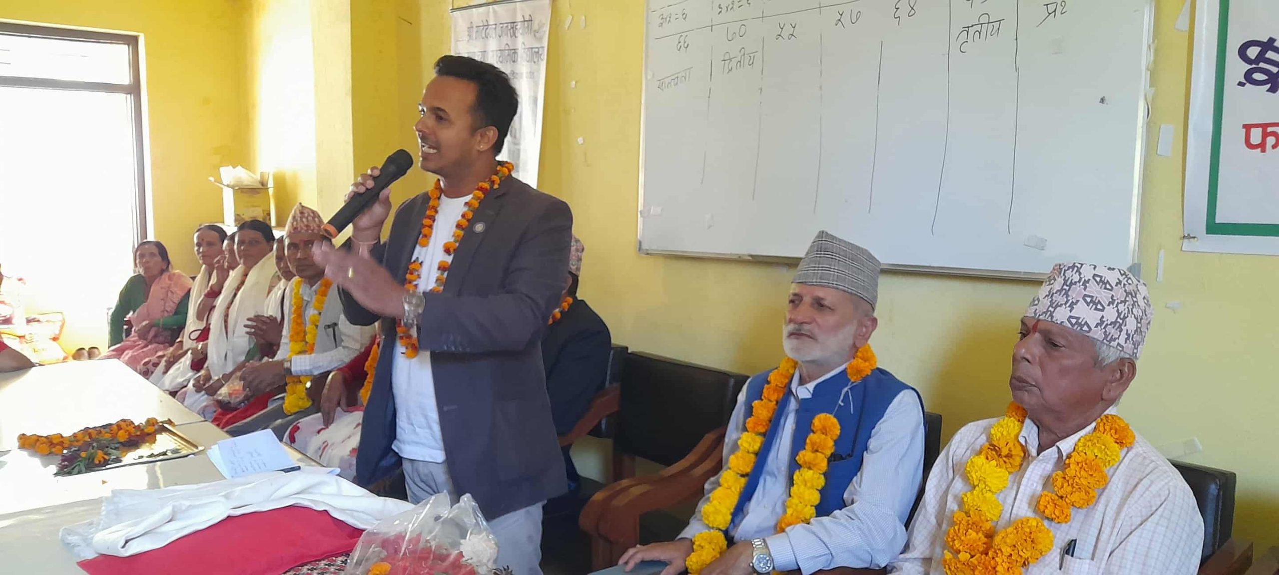 तलबभत्ताको रकम सामाजिक सेवामा खर्चिदैँ फलेवासका वडाध्यक्ष