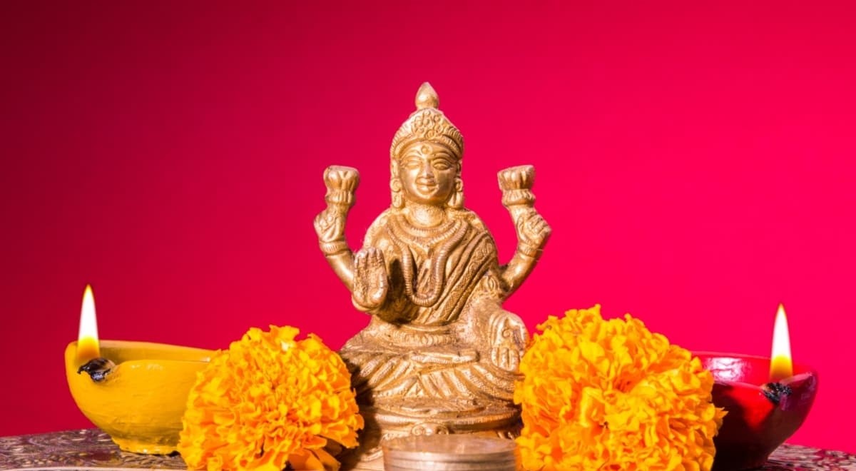 आश्विन शुक्ल पूर्णिमाः कोजाग्रत व्रतसहित महालक्ष्मीको पूजा आराधना गरिँदै