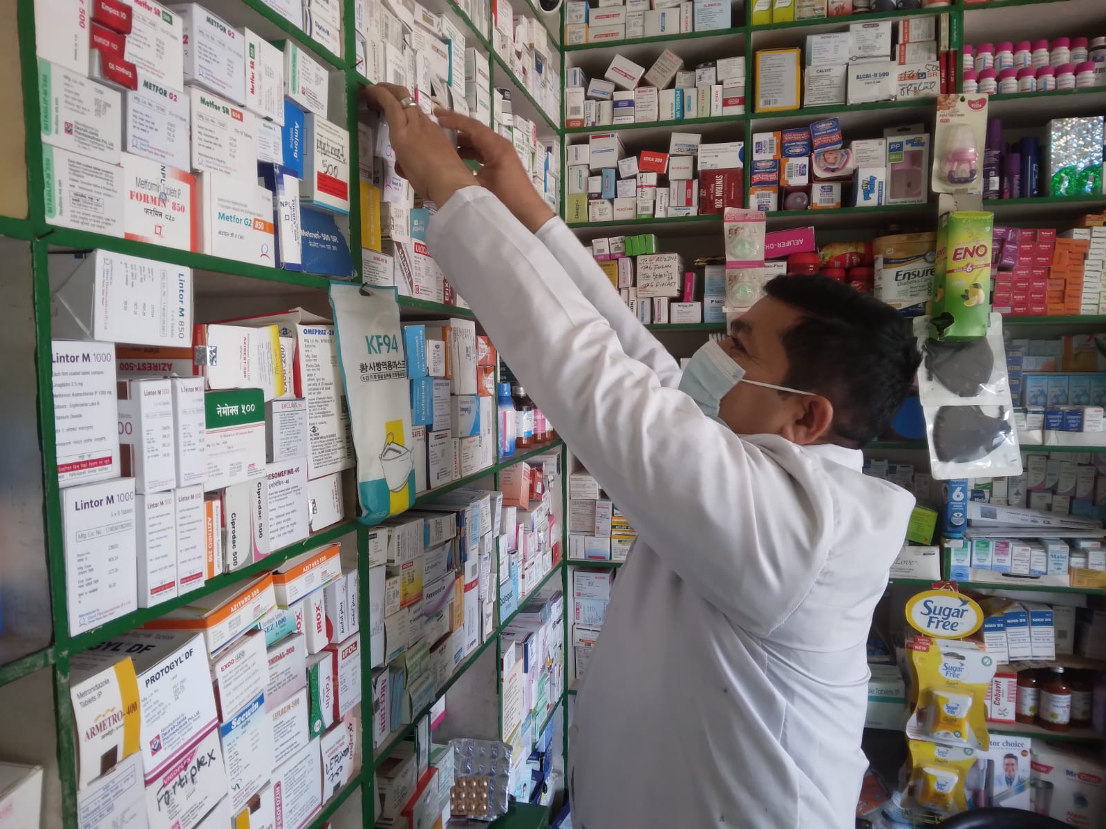 अन्धाधुन्ध एन्टिबायोटिकको प्रयोगले जनस्वास्थ्यमा गम्भीर असर, सचेत हुन विज्ञको सुझाव