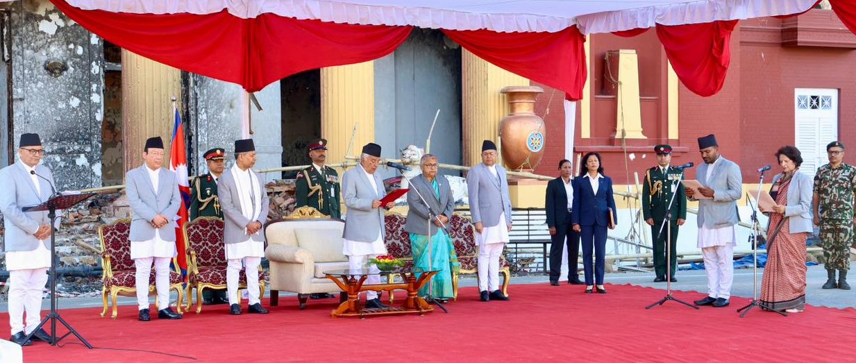 मन्त्रिपरिषद् विस्तारः दुई मन्त्रीको सपथ