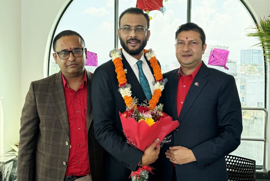 नागरिक समूहको अध्यक्षमा दाहाल