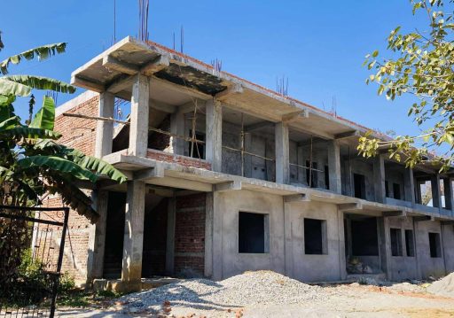 तीन वर्षमा तीन पटक म्याद थप : स्वास्थ्य चौकी भवन अधुरै