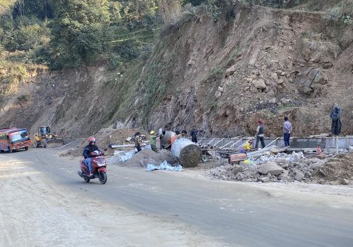 अरनिको राजमार्गअन्तर्गत धुलिखेल–खावा सडक विस्तार सुरु