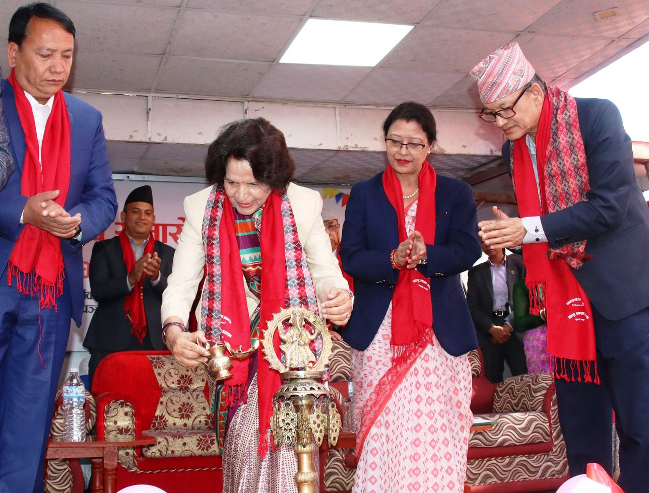 स्वास्थ्य बिमा कार्यक्रमका समस्याको तत्काल समाधान गरिन्छ : स्वास्थ्यमन्त्री गौतम