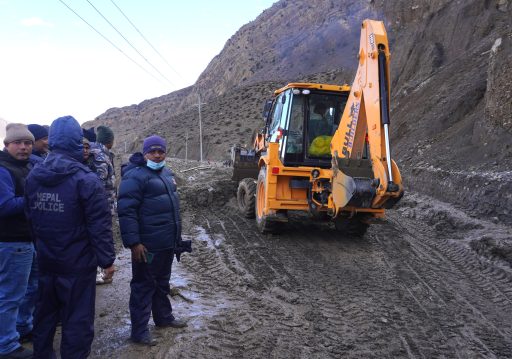 जोमसोम—कागबेनी सडक खुल्यो