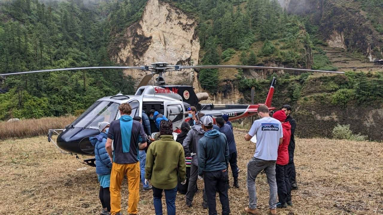 मनास्लु क्षेत्रमा घाइते भएक पर्यटकको उद्वार