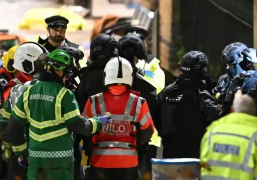 लन्डन जाने रेलमा छुरा प्रहारः ९ जना गम्भीर घाइते, दुई संदिग्ध पक्राउ