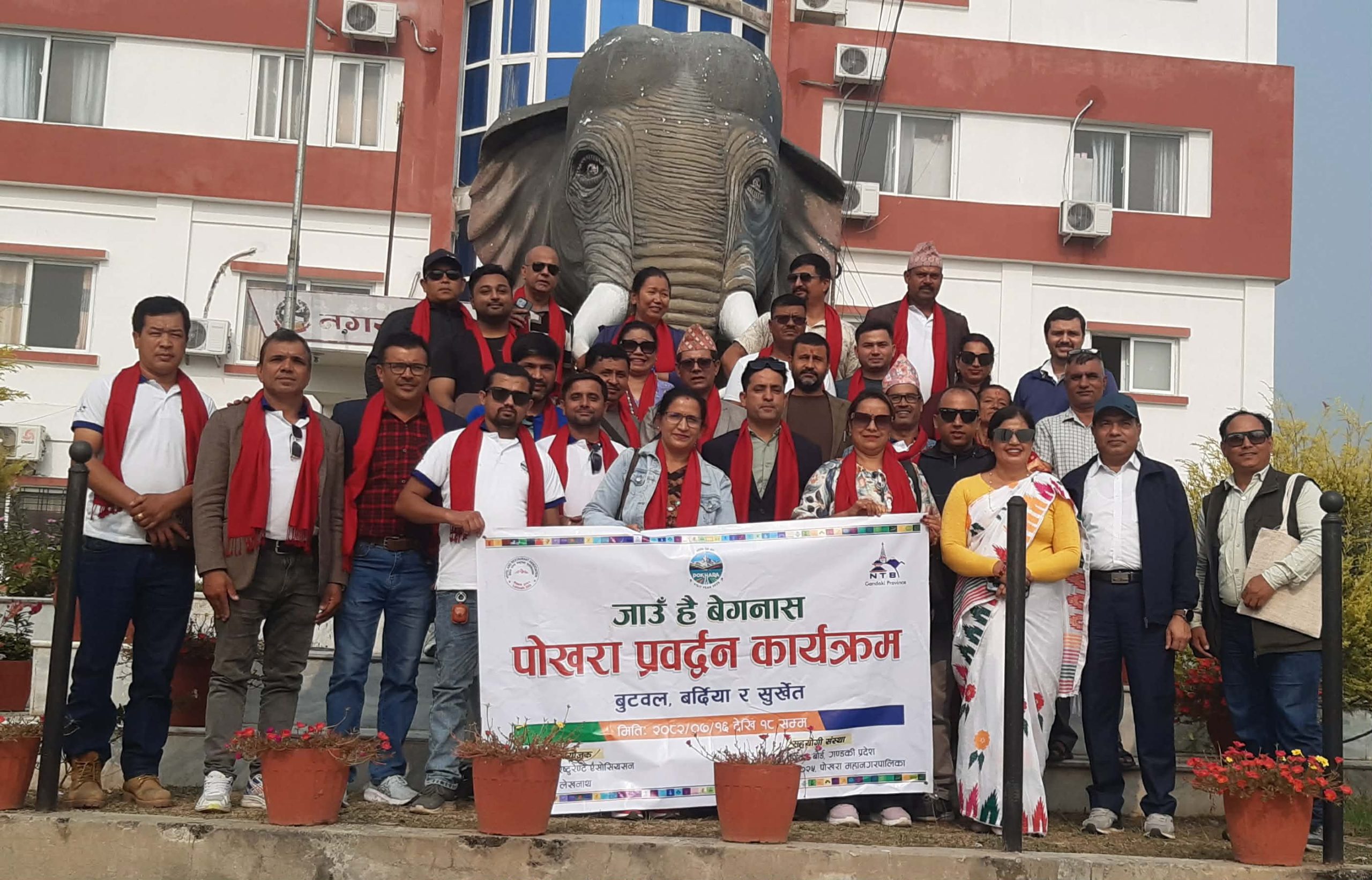 ‘जाउँ है बेगनास पोखरा’ बर्दियाको ठाकुरबाबामा