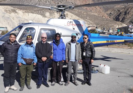 छार्का भेरोलमा अलपत्र परेका दुई पर्यटकको उद्धार