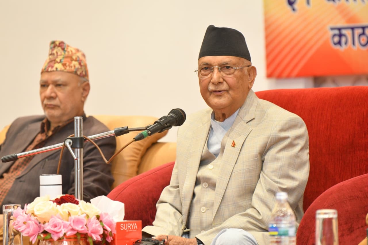 संविधानको पालना गरी सोहीअनुसार अभ्यास गर्नु लोकतान्त्रिक पद्दति होः अध्यक्ष ओली