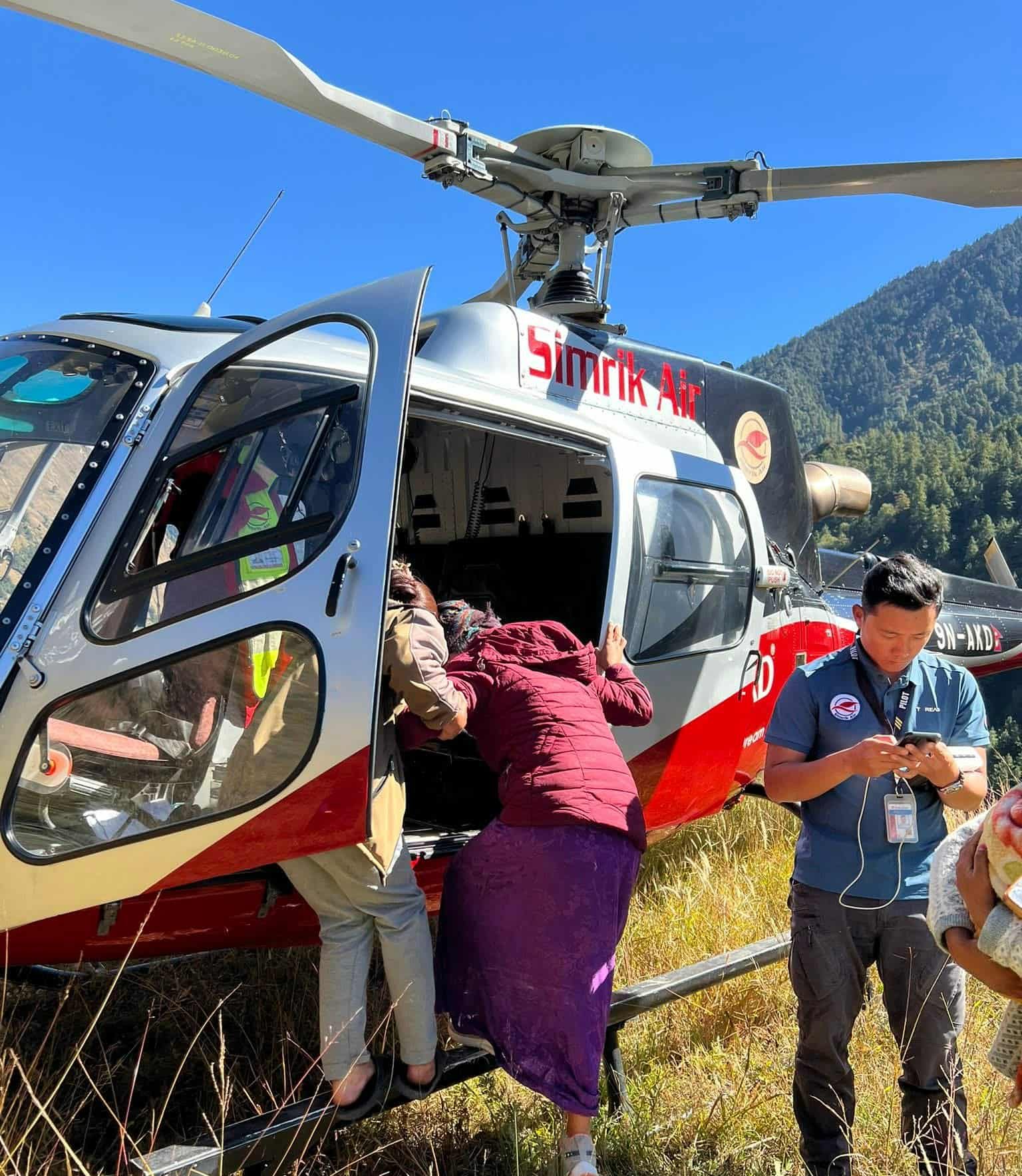 उत्तरी गोरखाबाट सुत्केरी र शिशुको उद्धार