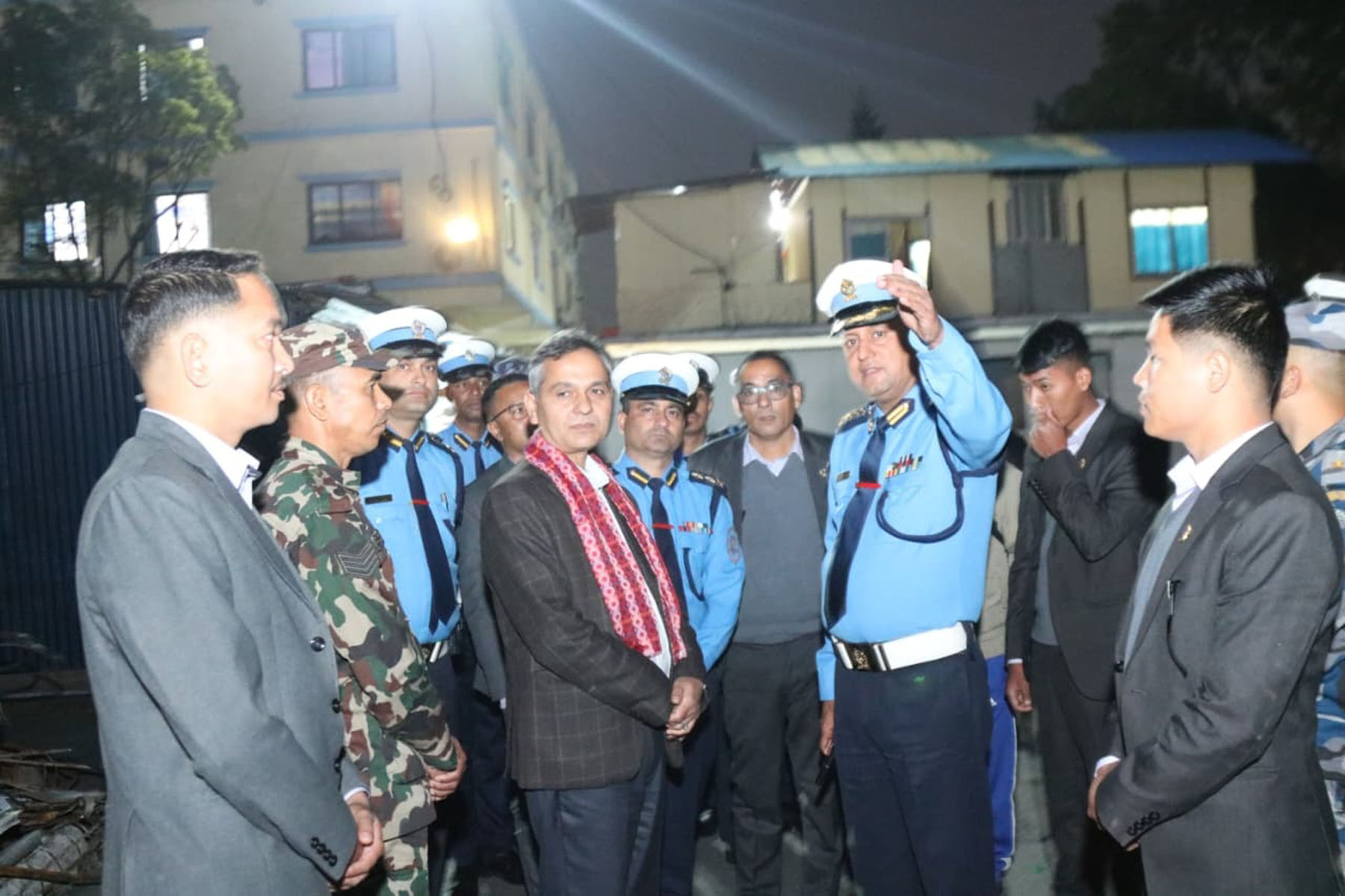 गृहमन्त्री अर्यालद्वारा उपत्यका ट्राफिक प्रहरी कार्यालयको निरीक्षण अनुगमन